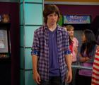 Leo Howard : leo-howard-1367774968.jpg