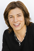 Leo Howard : leo-howard-1370794972.jpg