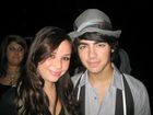 Malese Jow : TI4U_u1217913798.jpg