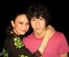 Malese Jow : TI4U_u1273867275.jpg