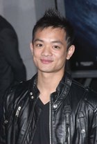 Osric Chau : OsricChau_1282500403.jpg