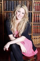 Shakira : Shakira_1298229917.jpg