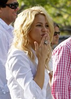 Shakira : shakira-1317422323.jpg