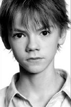 Thomas Sangster : Thomas_Sangster_1175199975.jpg