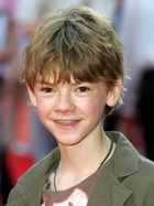 Thomas Sangster : Thomas_Sangster_1214478386.jpg