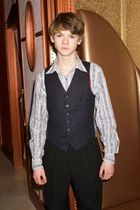 Thomas Sangster : Thomas_Sangster_1238358484.jpg