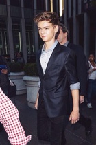 Thomas Sangster : thomas-sangster-1427040901.jpg