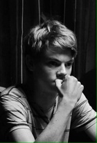 Thomas Sangster : thomas-sangster-1427598901.jpg