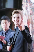 Thomas Sangster : thomas-sangster-1443306601.jpg