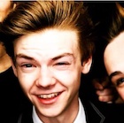 Thomas Sangster : thomas-sangster-1444431001.jpg