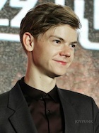 Thomas Sangster : thomas-sangster-1445607301.jpg