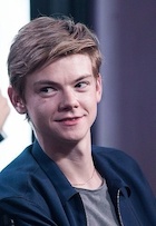 Thomas Sangster : thomas-sangster-1454807521.jpg