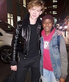 Thomas Sangster : thomas-sangster-1511080201.jpg