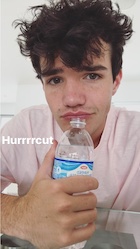 Aaron Carpenter : aaron-carpenter-1500640202.jpg