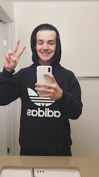 Aaron Carpenter : aaron-carpenter-1524362762.jpg