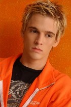 Aaron Carter : TI4U_u1139440698.jpg