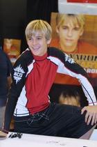 Aaron Carter : TI4U_u1144039863.jpg