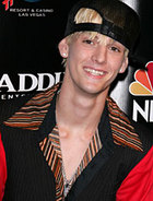 Aaron Carter : TI4U_u1150651885.jpg