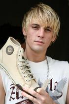 Aaron Carter : TI4U_u1151025186.jpg