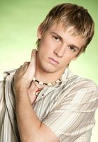 Aaron Carter : TI4U_u1157556441.jpg