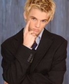 Aaron Carter : TI4U_u1157556455.jpg