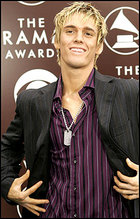 Aaron Carter : TI4U_u1159198718.jpg