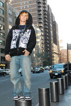 Aaron Carter : TI4U_u1160231624.jpg