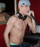 Aaron Carter : aaron-carter-1354120639.jpg