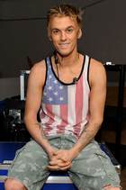 Aaron Carter : aaron-carter-1385922456.jpg