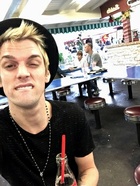 Aaron Carter : aaron-carter-1418940144.jpg