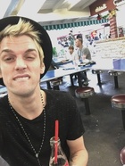 Aaron Carter : aaron-carter-1420743178.jpg