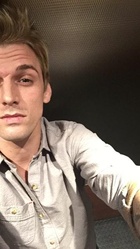 Aaron Carter : aaron-carter-1426788001.jpg