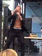 Aaron Carter : aaron-carter-1452024880.jpg