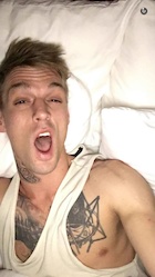 Aaron Carter : aaron-carter-1458495646.jpg