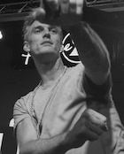 Aaron Carter : aaron-carter-1458500008.jpg