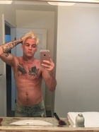 Aaron Carter : aaron-carter-1471850098.jpg