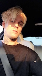 Aaron Carter : aaron-carter-1472094721.jpg