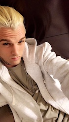 Aaron Carter : aaron-carter-1491258899.jpg