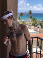 Aaron Carter : aaron-carter-1507406263.jpg