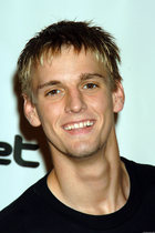 Aaron Carter : aaron_carter_1270655766.jpg