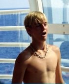 Aaron Carter : carter_aaron_cruise17.jpg