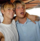 Aaron Carter : carter_aaron_kiss2002_03.jpg