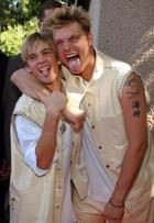 Aaron Carter : nickaaronsillys.jpg