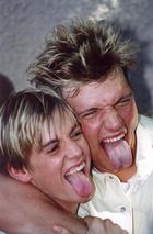 Aaron Carter : nickaaronsillys2.jpg