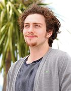 Aaron Johnson : aaron-johnson-1405277379.jpg