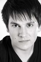 Aaron Sidwell : aaron_sidwell_1298840445.jpg