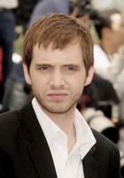 Aaron Stanford : TI4U_u1150492122.jpg