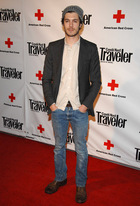 Adam Brody : adam_brody_1229009622.jpg