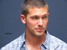 Adam Senn : adam-senn-1337215373.jpg