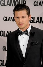 Adam Senn : adam-senn-1337646621.jpg